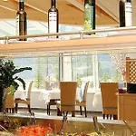 Hotel Hubertushof Lermoos