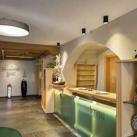 Hubertushof 3*