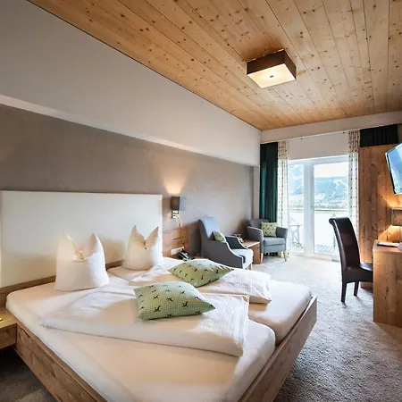 Hubertushof 3*